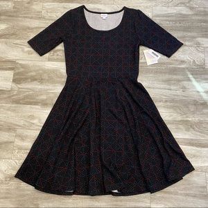 LULAROE NWT Nicole dress, berry and blue pattern on black, Size XL